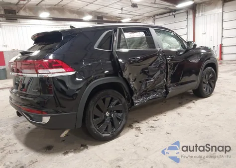 2024 Volkswagen Atlas Cross Sport 2.0T Se W/Technology z USA, uszkodzony, nr VIN 1V2KE2CAXRC230312